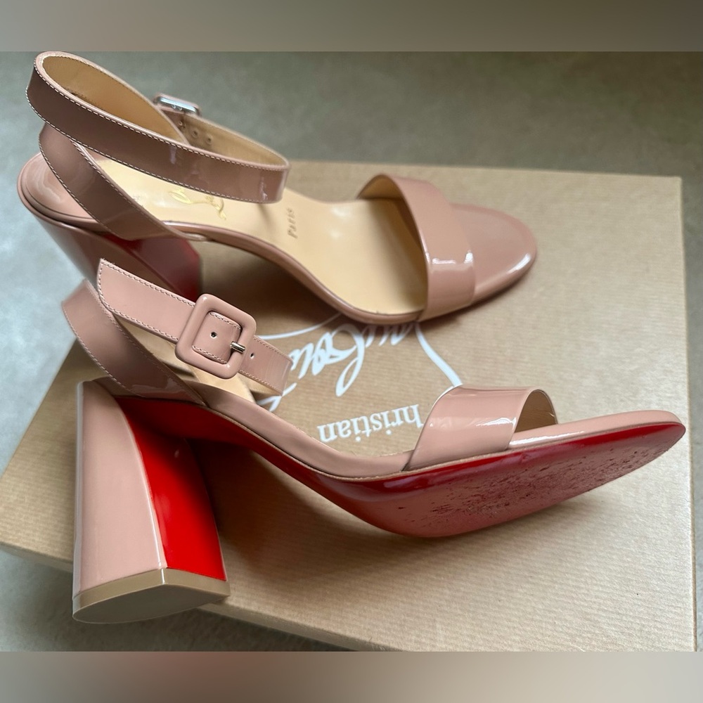 Christian Louboutin Nude Patent Leather Sandals - Picture 3 of 11